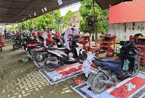 Bantu Pemulihan Bencana, AHM Kerahkan Teknisi Ahli untuk Servis Motor Gratis di Sumatera