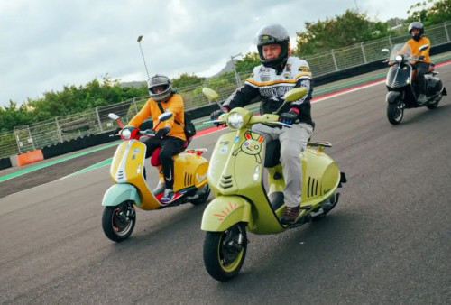 Komunitas Vespa 946 Owners Club Indonesia Tampil Elegan di Sirkuit Mandalika