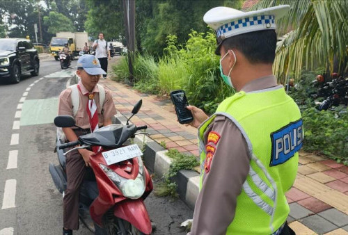 Polda Metro Jaya Perkuat ETLE Handheld, Berhasil Tindak 132 Pelanggaran Lalu Lintas dalam Sehari