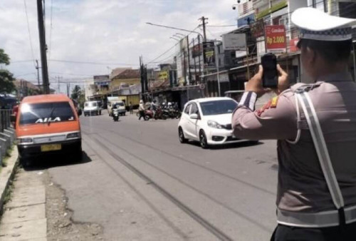 ETLE Handheld Makin Gencar, Kini Satlantas Polres Tasikmalaya Mulai Uji Coba Kamera Tilang Mobile