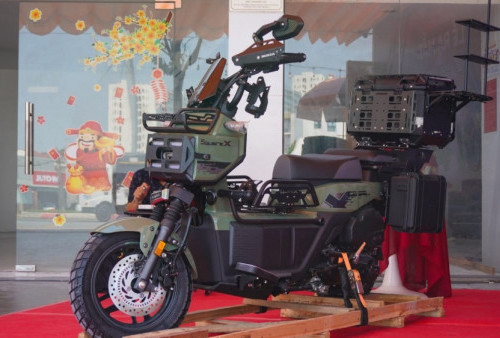 Skuter Adventure Honda Square X125 ABS 2026 Resmi Meluncur di Vietnam