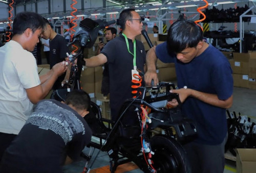 Resmikan Pabrik Perakitan di Semarang, Ofero Siap Pasok Motor Listrik Berskala Besar