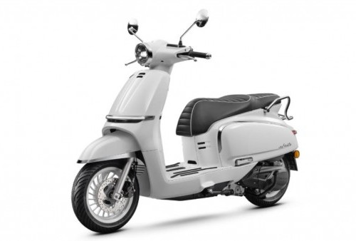 Melirik CFMoto 150 Aura, Kombinasi Gaya Klasik dan Teknologi Canggih