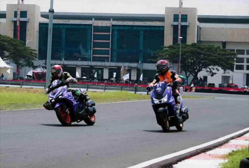 Sirkuit Bung Tomo Bergetar! Kelas MAXi Race Jadi Primadona di Motoprix Surabaya