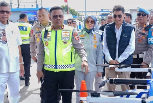 Korlantas Polri Perlihatkan Teknologi ETLE Drone dan SMS Blast LBS, Siap Kawal Kelancaran Operasi Lilin 2025!