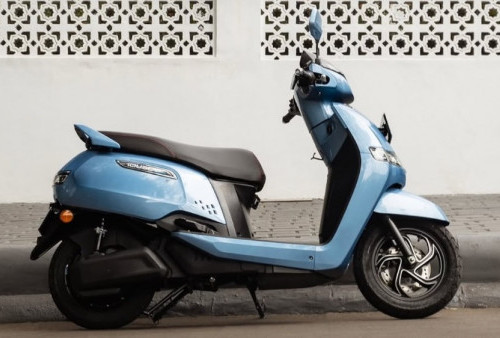 Cari Skuter Listrik Retro di Bawah Rp 30 Juta dengan Bagasi Luas? TVS iQube S Bisa Jadi Pilihan