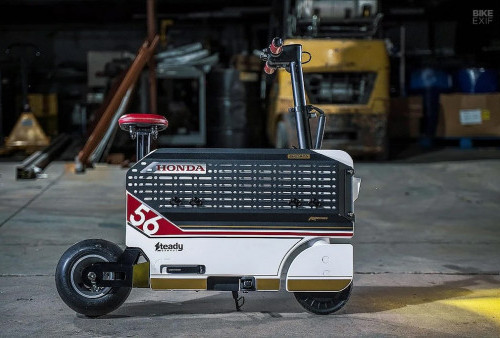 Honda Motocompacto Tampil Beda, Steady Garage Ubah Skuter Listrik Ini Jadi Lebih Sangar!