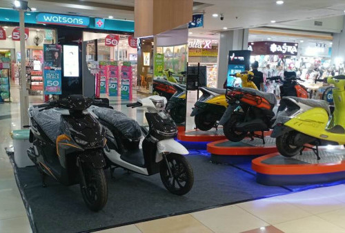 Warga Bogor Bisa Lihat Langsung Motor Listrik Indomobil eMotor di BTM Mall Bogor