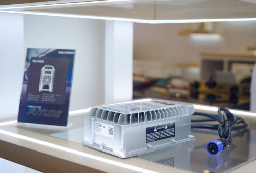Polytron Ciptakan Portable Fast Charging Perdana di Indonesia, Solusi Touring Motor Listrik Siap Rilis Awal 2026!