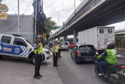 Kakorlantas Polri Ungkap Dua Gelombang Puncak Mudik Nataru, Volume Kendaraan Tembus 201 Ribu