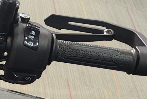 Kenapa Handgrip Motor Bisa Longgar? Ini Penyebab dan Cara Mengatasinya