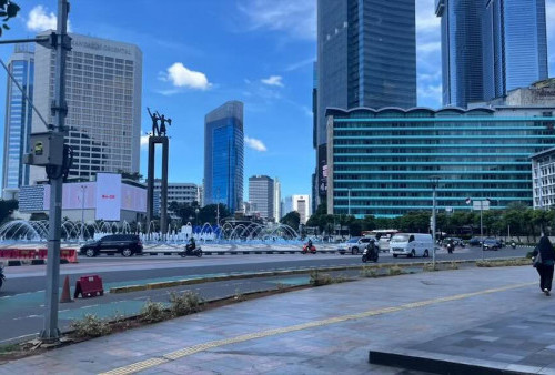 Jangan Parkir Sembarangan! Dishub Sediakan Kantong Parkir Resmi Malam Puncak HUT Jakarta