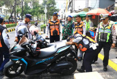 Cegah Kemacetan, 107 Motor Parkir Sembarangan di Glodok Ditindak