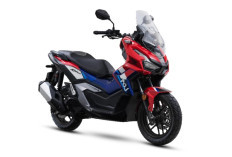 Honda ADV160 Trico Edition Jadi Varian Spesial, Usung Warna Honda Motorsport