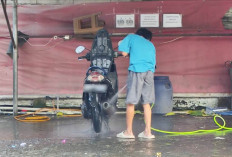 Mitos atau Fakta, Cuci Steam Motor Bisa Mengikis Lapisan Cat?