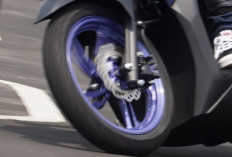 Musim Hujan Tiba, Simak Kriteria Ban Motor Terbaik Agar Tetap Aman Berkendara