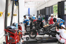 Mahasiswa UPI Berikan Servis Motor Gratis sebagai Wujud Nyata Pengabdian Masyarakat