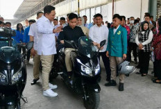 Kunjungi Pabrik Motor Listrik Tangkas, Wapres Gibran Dorong Sinergi Dunia Pendidikan dan Industri